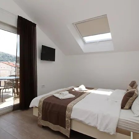 Apartman In Mit Terrasse - B59554
